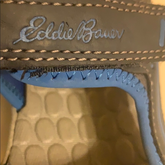 Kid’s Eddie Bauer sandals - Picture 5 of 8